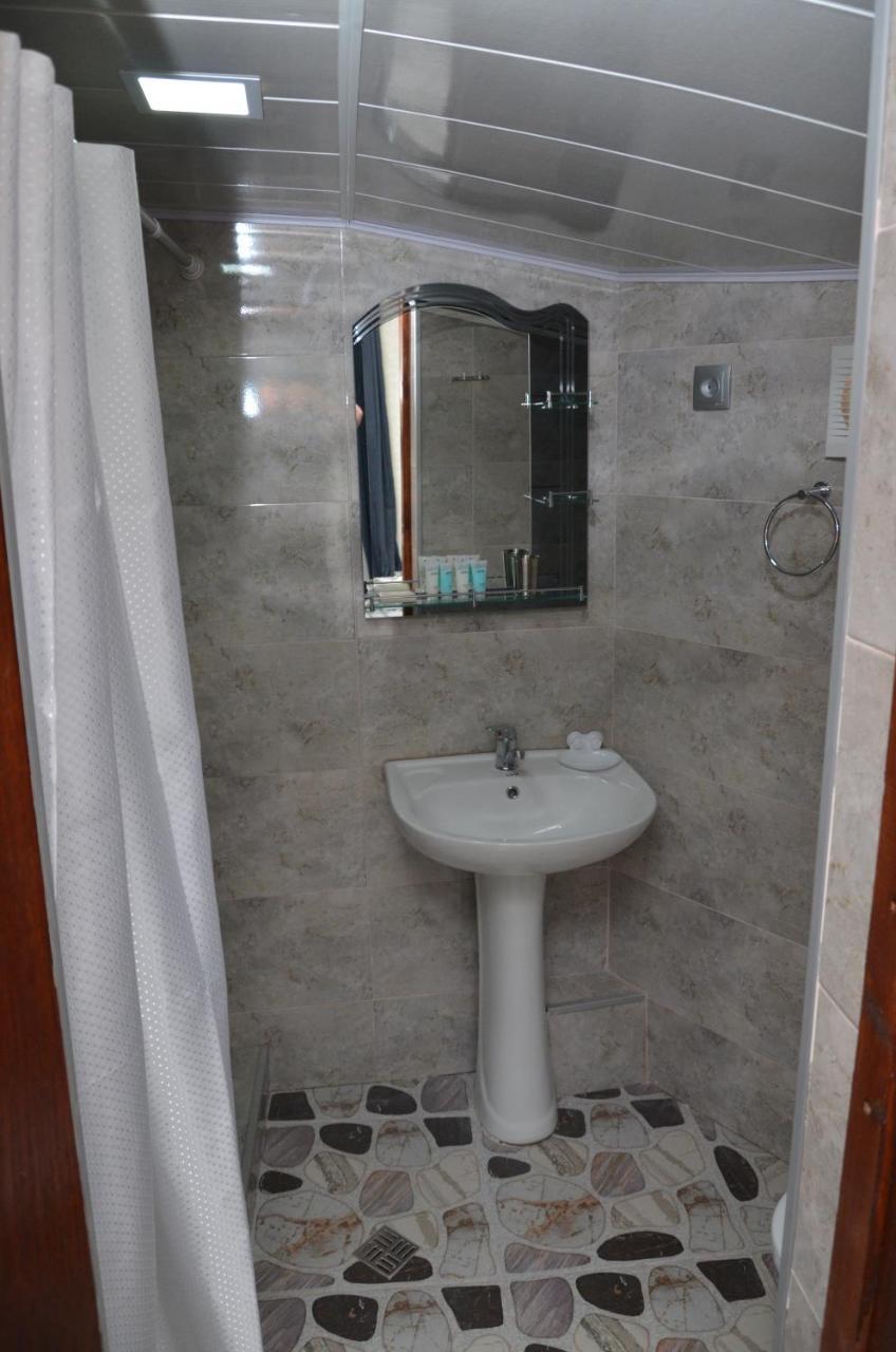 טביליסי Guest House Uta מראה חיצוני תמונה